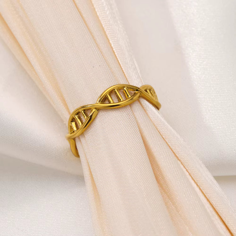 Elegant Vintage DNA Spiral Stainless Steel Rings for Women - Aesthetic Femme Jewelry Band